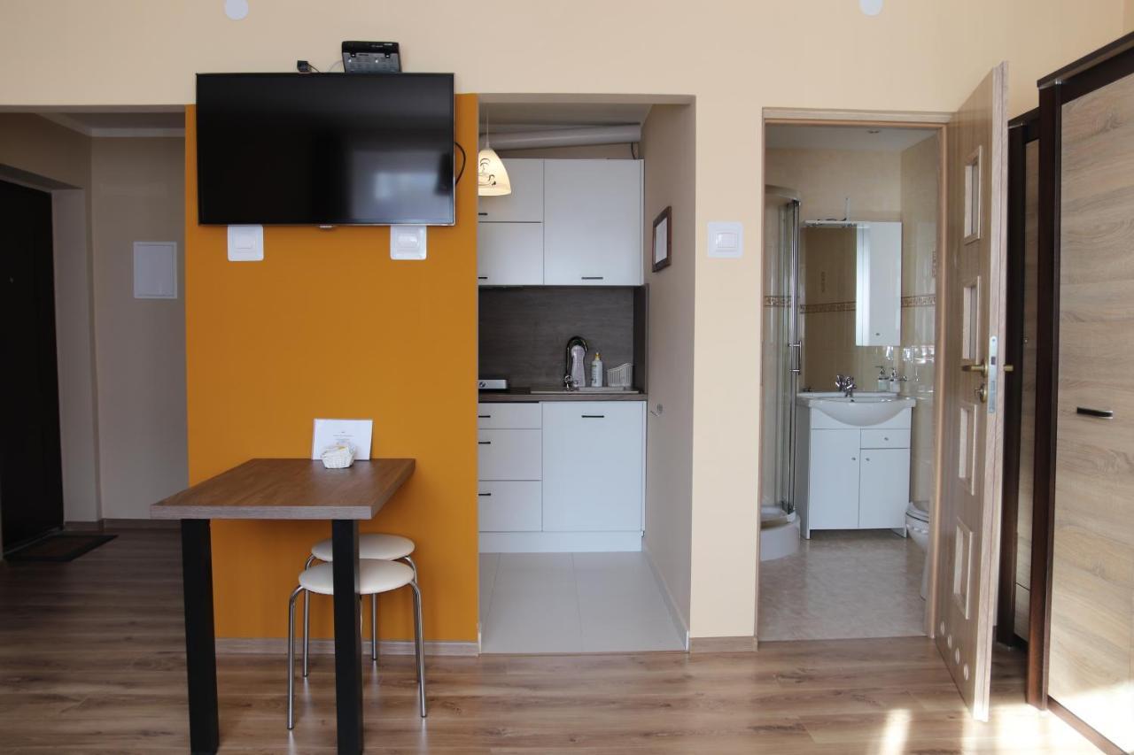 Roza Pustyni Appartement Chrzanów Buitenkant foto